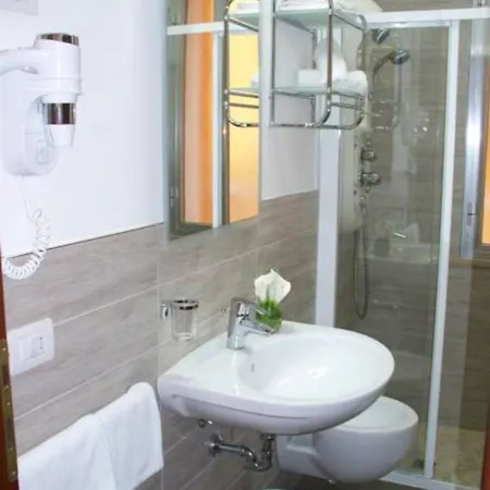 Thea & Vendégház 3*